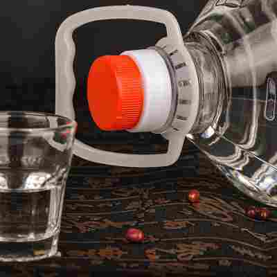 散装 浓香型白酒北京二锅头52度桶装2.5L粮食酒酿造批发代理+代发